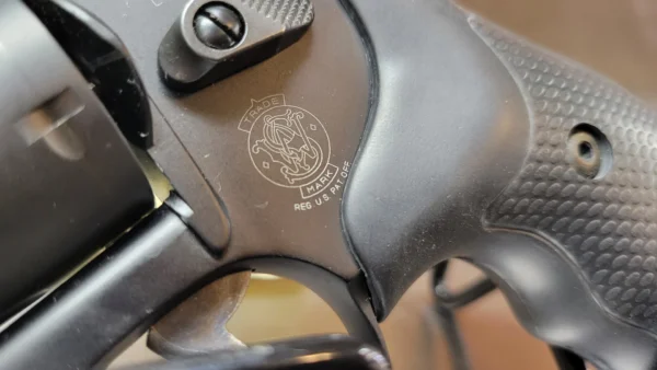 Light As A Feather - Smith & Wesson 442 - Old Stock - Image 3