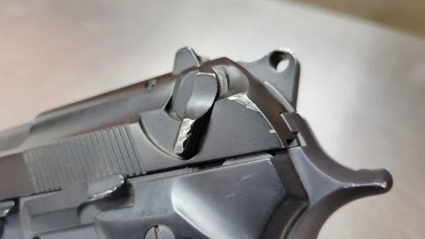 Trusted by Professionals - BERETTA 92FS - USED - Image 4