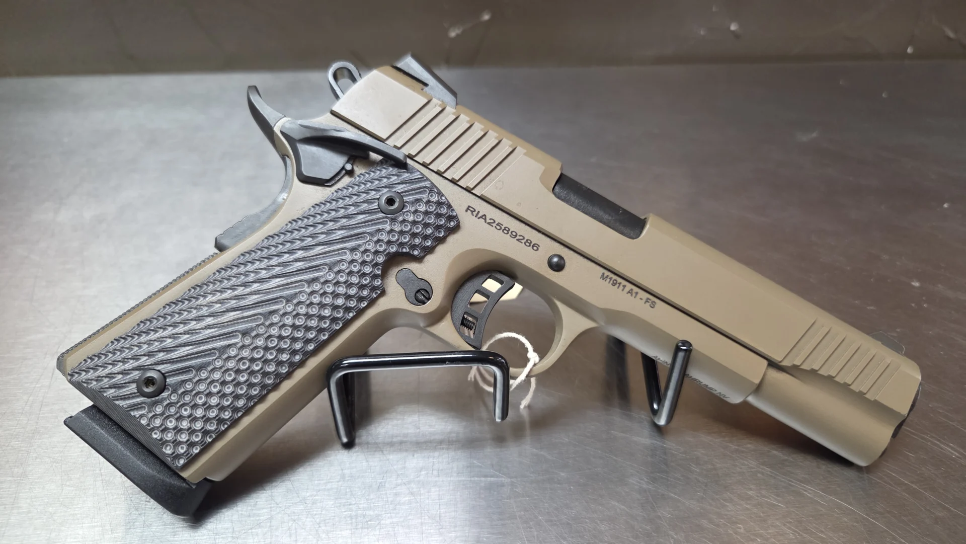 M1911 A1-FS