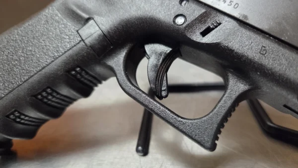 The Gold Standard - GLOCK 19 Gen 3 - USED - Image 4